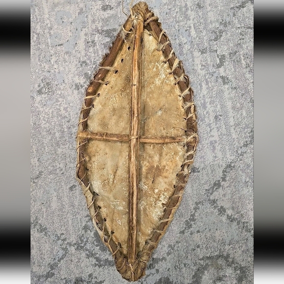Authentic African Maasai Shield 20 inches Long x 9 1/2 inches Wide - Picture 5 of 13